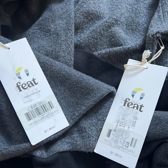 Feat Womens BlanketBlend Crewneck - Picture 11 of 11